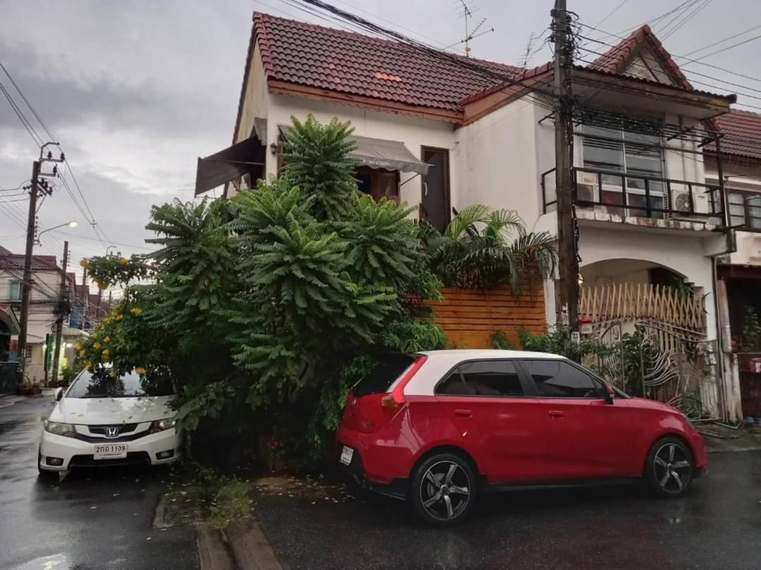 A & P House Leilighet Bangkok Eksteriør bilde