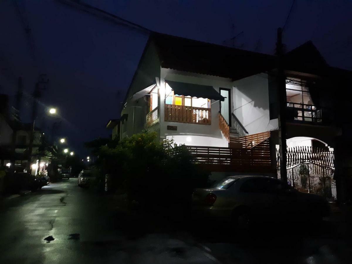 A & P House Leilighet Bangkok Eksteriør bilde