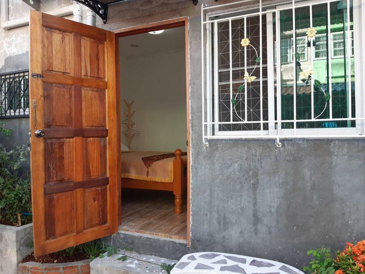 A & P House Leilighet Bangkok Eksteriør bilde