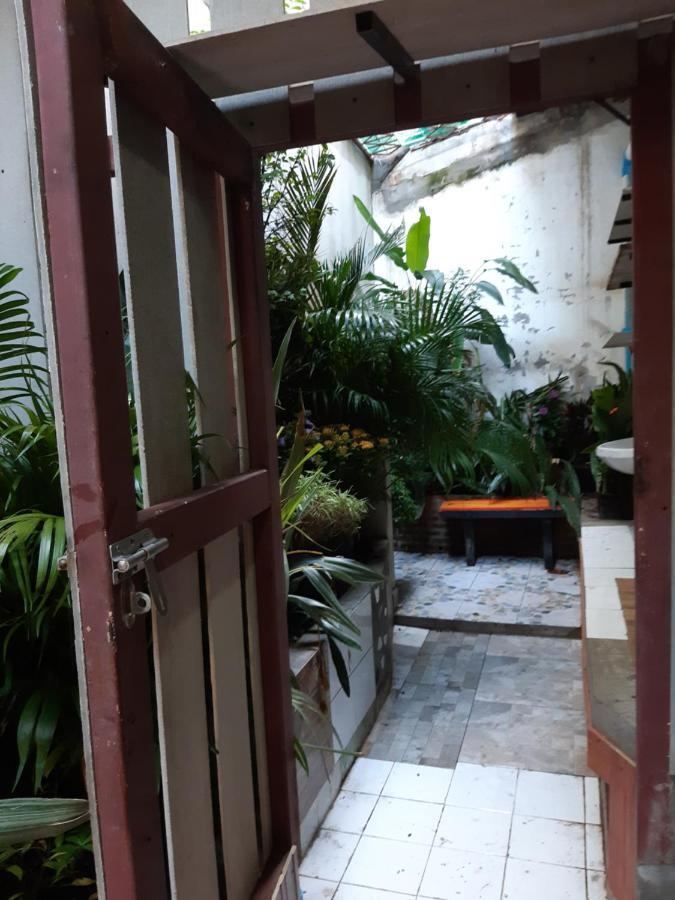 A & P House Leilighet Bangkok Eksteriør bilde